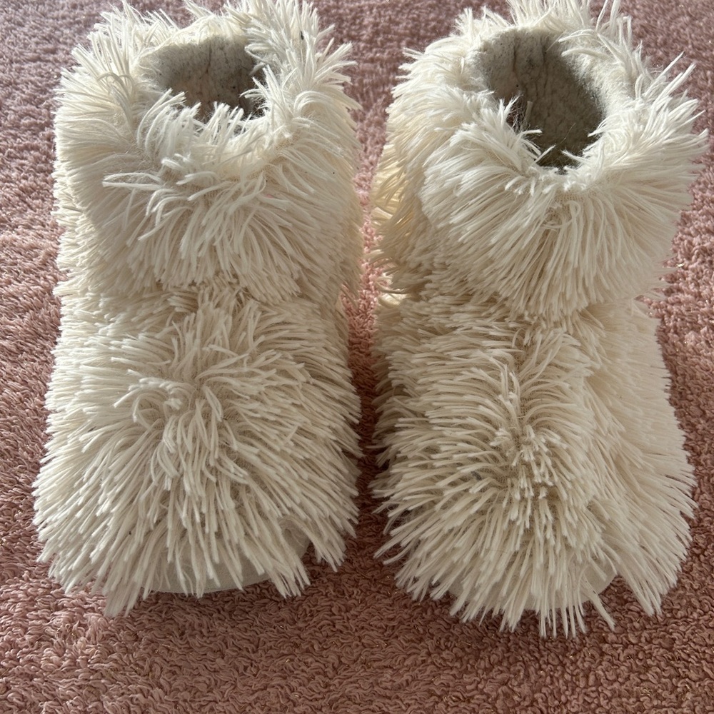 Justice Cream Fuzzy Kids Slippers